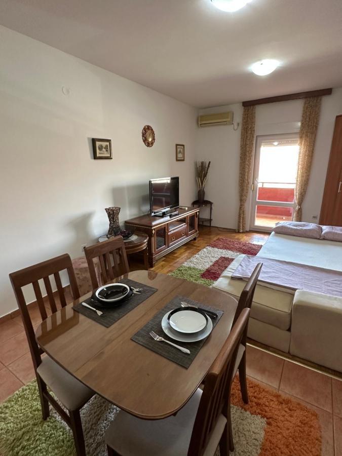 Bella Apartman พอดโกริกา ภายนอก รูปภาพ